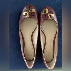 Tory Burch flats excellent condition